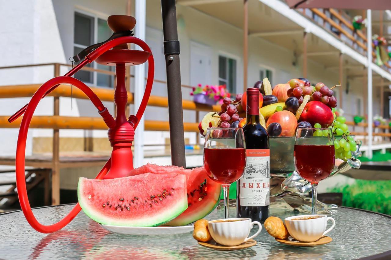 Abkhazia Tali Hotel Sukhumi Exterior foto